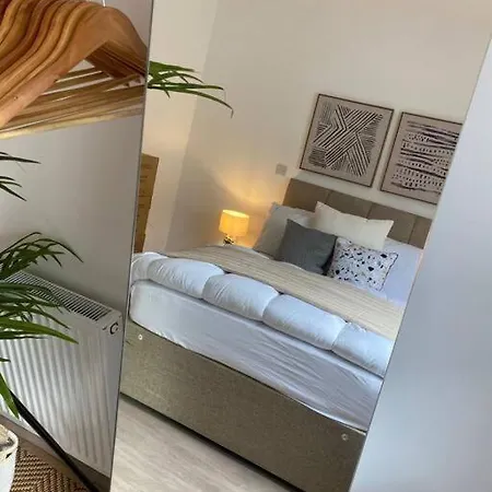 Fishponds Flat 1 By Mia Living 2 Bedroom Apartment Bristol