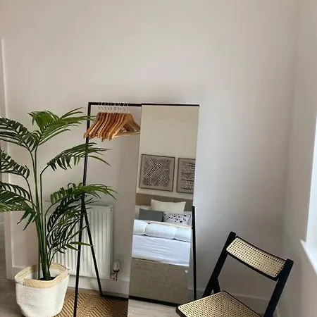 Fishponds Flat 1 By Mia Living 2 Bedroom Bristol